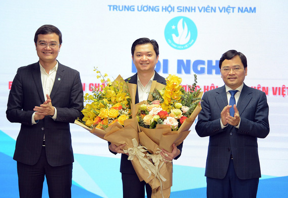 Chủ tịch Trung ương đầu tiên của Hội Sinh viên Việt Nam là ai