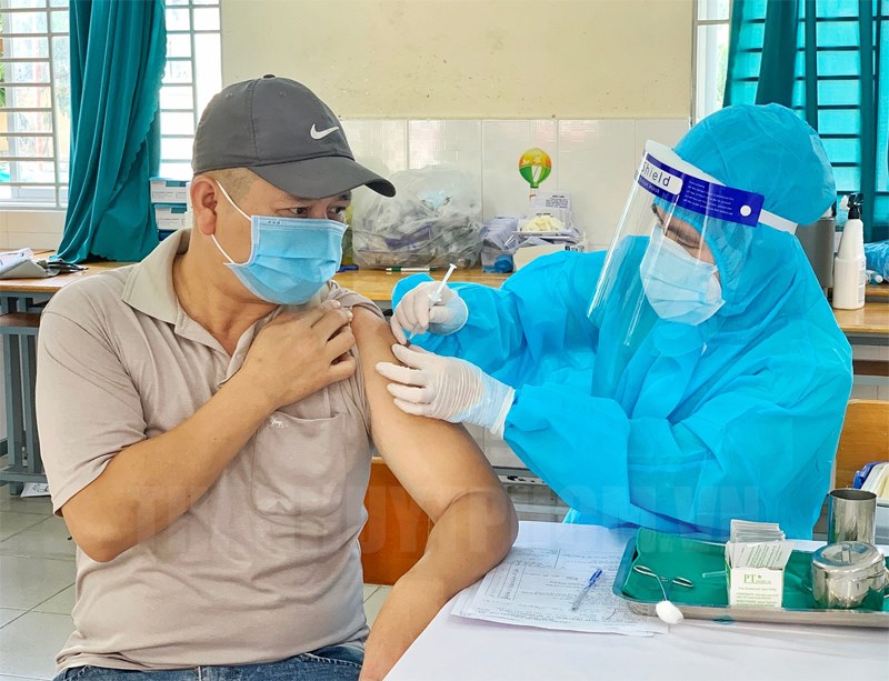 Danh sách tiêm vaccine quận Tân Phú