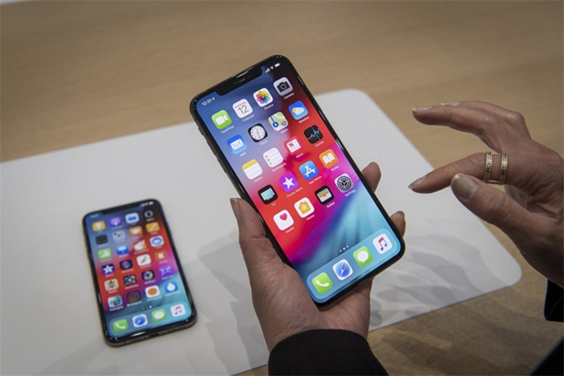 Dung lượng pin iPhone Xs Max