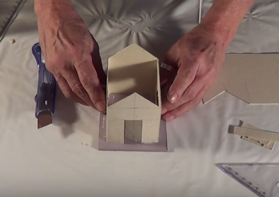 Cách làm ngôi nhà sàn xinh xắn bằng tăm tre