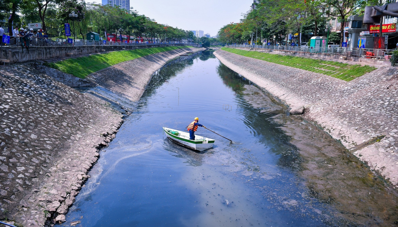 Người giải trận đồ bát quái sông tô Lịch